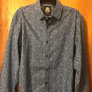 Patterned button down long sleeve shirt